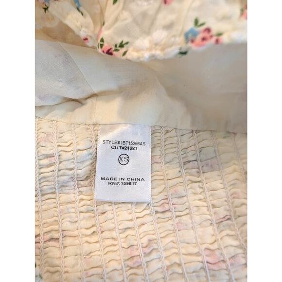 Altar’d State Floral Puff Sleeve Crop Top XS Cottagecore Peasant Smocked - Picture 6 of 7